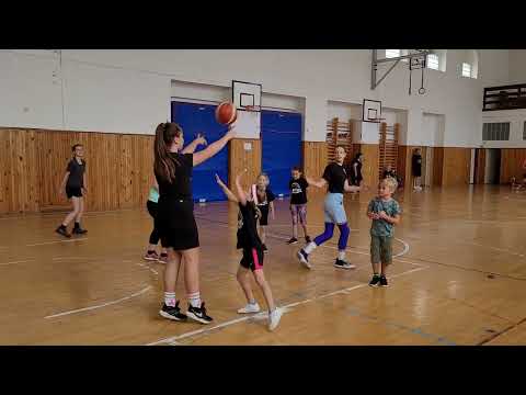 Street Vrapice v Sokolovně TJ Sokol Kladno, děti a rodiče, 25.6.2022