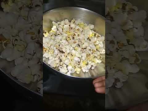act to popcorn🍿pack golden sizzle flavour so yummy😋🤤butteryy ya vera 11 any popcorn🍿lovers😊😘🤗😚😉
