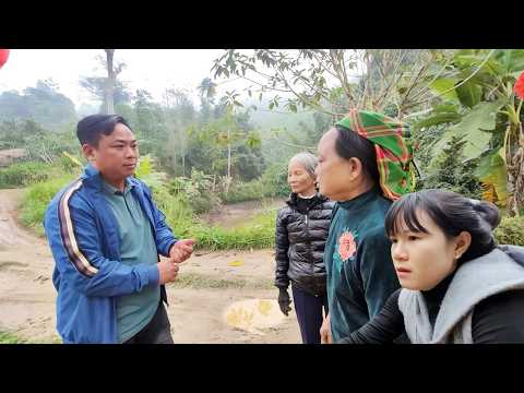 Dinh's boss came to Dinh's house to persuade her to return to work.