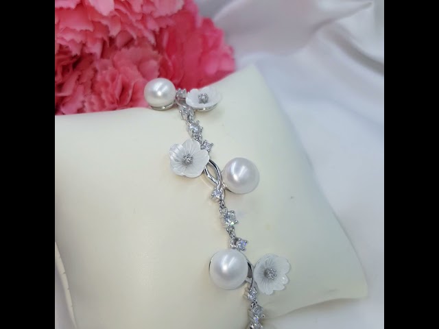 اسورة فضة ولؤلؤ زراعي فاخرة