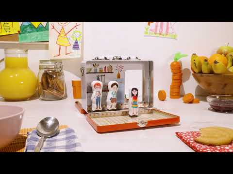 Play Maysie Portable Dollhouse Toy