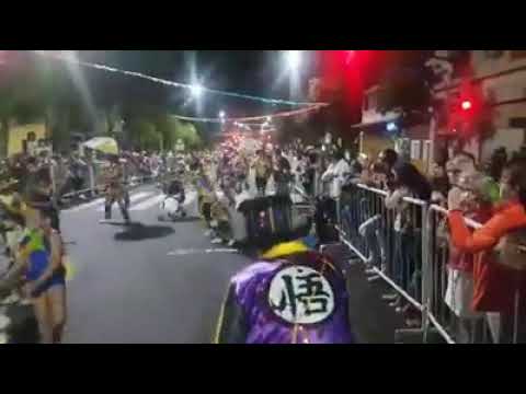 Los Arlequines de la R, desfile en San Telmo