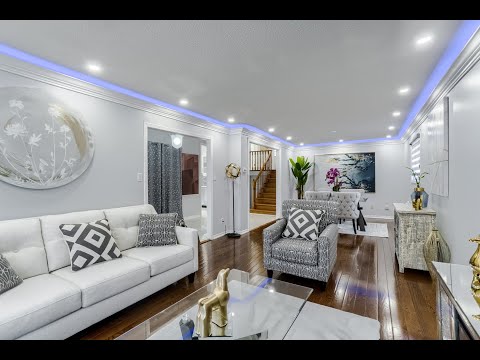 Detached Home For Sale - 25 Panorama Crescent, Brampton, ON