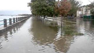 preview picture of video 'Hurricane Irene Manhattan beach Brooklyn NY'