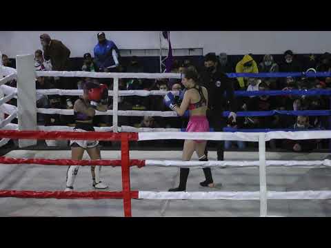1er Raund Pelea de Kick Boxing semiprofesional Noelia VS Peque Parisi
