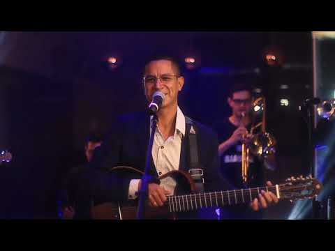 Los Divino`s - Barquito de esquelita/Ndajekehai de mi suerte Música Paraguaya