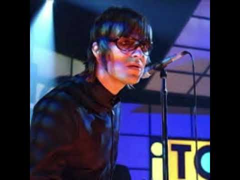 Liam Gallagher Vs Jimmy Nail.