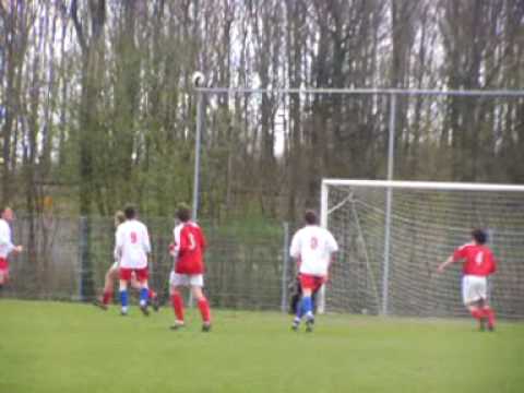 10-04-2010 Sportlust'46 4 - Koudekerk 2 kans Arjen Linstra