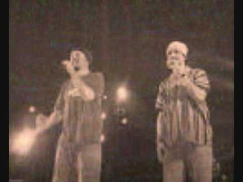 Famme uooi-Villa Ada Crew