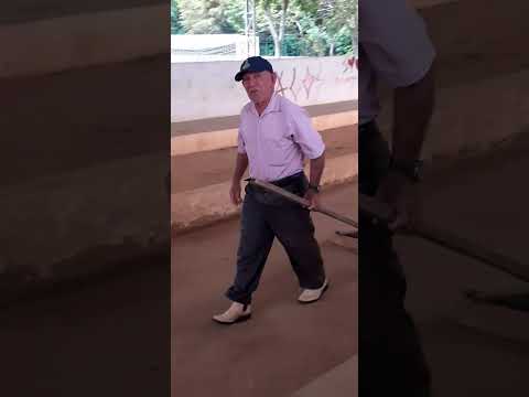 O Campeão de Malhas em Joanópolis. Joga muito! Joanópolis. São Paulo. SP.Brasil.