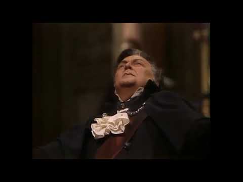 Cornell Macneil sings the Te Deum from Tosca [1985]