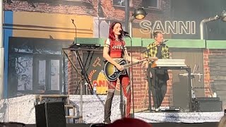 SANNI - Vahinko / Rokkenroll-elämää / Kesken live Suomipop 2024 Jyväskylä