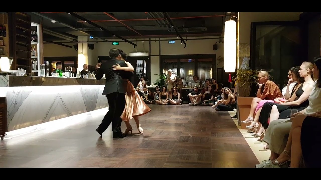 Isil Sanlı & Aras Calikyan 4/1 / Istanbul / Milonga Juntos