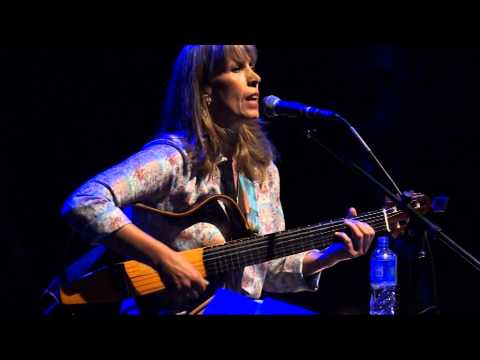 SANDRA CRIVELLI   "Paredes o Ventanas" Teatro Colón