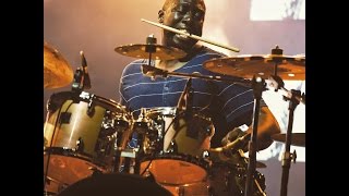 Snarky Puppy - Larnell Lewis&#39; Solo (What About Me?) Jazz à Vienne 2015
