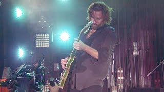 A Star Is Born: Watch Behind-the-Scenes Footage of Bradley Cooper Performing!