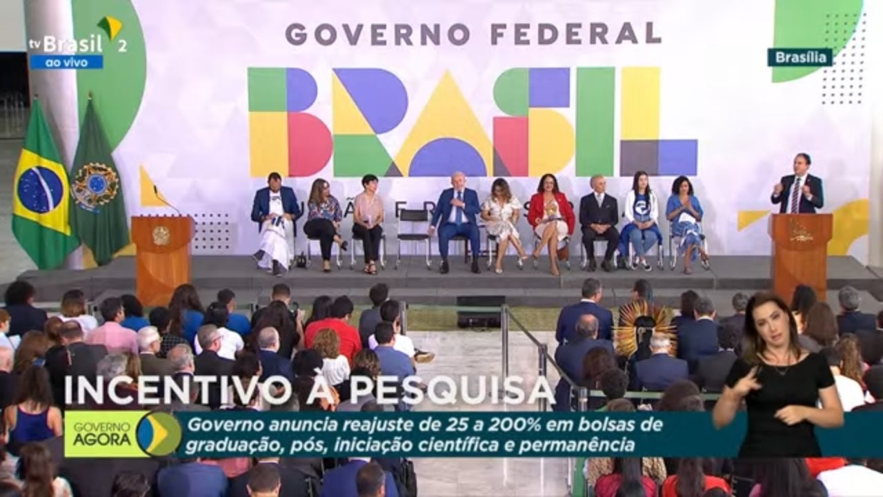 #AoVivo: Anúncio dos novos valores e da expansão das bolsas CAPES, CNPq e Bolsa Permanência