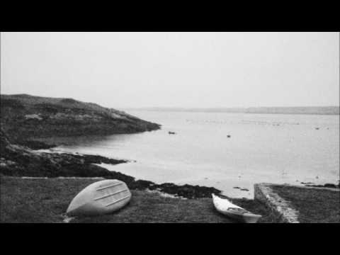 Ouessant - Ultima eusa - Hommage à Youenn Gwernig (Tiny Feet + Yann Tiersen)