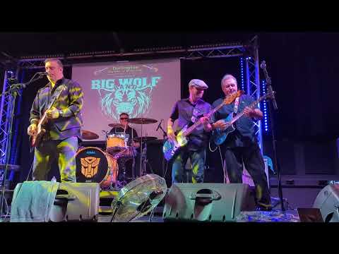 Nobody's Home - Big Wolf Band at the Forum Darlington. (Tama Star walnut & Starphonic Snare)