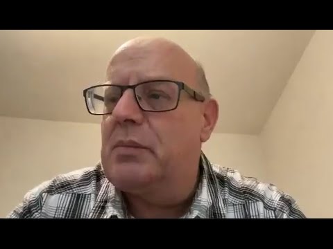 Pluriversum im Gespräch: Folge 1 - Michael Stecher