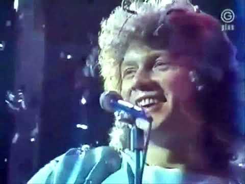 Justin Hayward & John Lodge - Blue Guitar 1975  Stereo