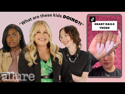 A Minecraft Movie's Jennifer Coolidge, Danielle Brooks & Emma Myers React to TikTok Trends | Allure