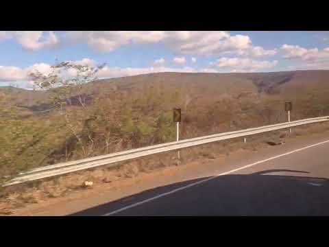 VIAÇÃO NOVO HORIZONTE DESCENDO PE DE  SERRA EM MARACAS  - BAHIA 