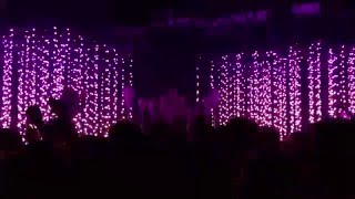 Purity Ring "Flood on the Floor" live