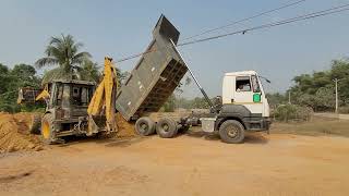 Ashok leyland 2820 Dumper 10wheeler Truck Unloading Soil