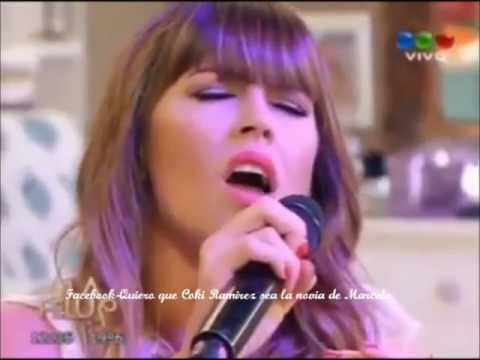 COKI CANTO EN LA PELU Y ENAMORO A TODOS