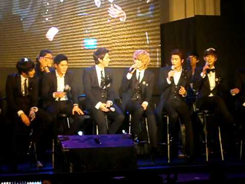 120113 ZE:A at Glorietta / Interview about artists they like