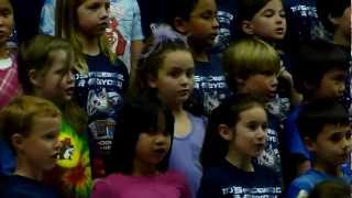 Emmy's Class singing Fiddle-I-Dee