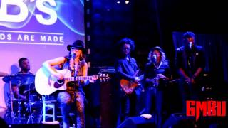 Elle Varner Performing &#39;Damn Good Friends&#39; Live at SOB&#39;s