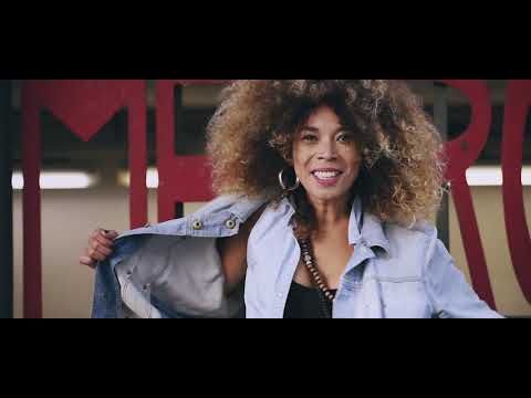 FLAVIA COELHO - Sunshine (acoustic version)