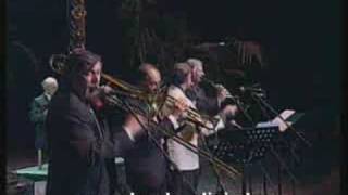 Music video thumbnail preview for My Way - BENKO DIXIELAND feat. Tamas Berki by Benkó Dixieland Band