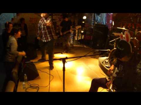 20131026 Find The Spot - Clench Your Fist