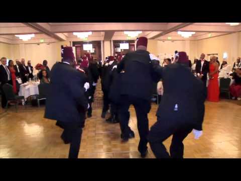 Menelik Temple#36 Nobles Camel Walking