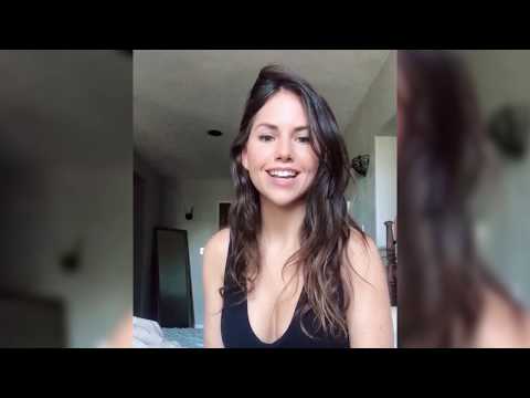 Miracle Sheets Video Review – skincare model