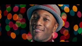Aloe Blacc - I Got Your Christmas Right Here (Official Music Video)