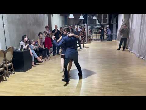 Tango class summary - Gancho, enganche, leg wraps from planeo | Mikhail Tchudin - Elvira Kashkarova