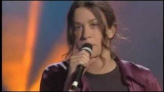 Video voorbeeld van "Alanis Morissette - Hand In My Pocket (Live Paris 27/03/96)"