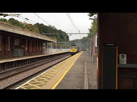 66589 working 4M20 Felixstowe F.L.T. to Lawley Street passes Brentwood 24/20/2015