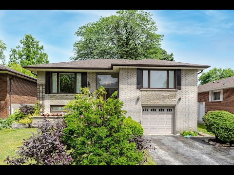 65 Hobden Place, Etobicoke Home - Real Estate Properties