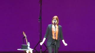Suzanne Vega - Left of Center (Live in Dubai),05Jul'18