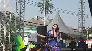 Download lagu Via Vallen - SENORITA COVER| Shawn Mendes Camila Cabello | Live Performance di Gresik mp3 Download lagu Via Vallen - SENORITA COVER| Shawn Mendes Camila Cabello | Live Performance di Gresik mp3