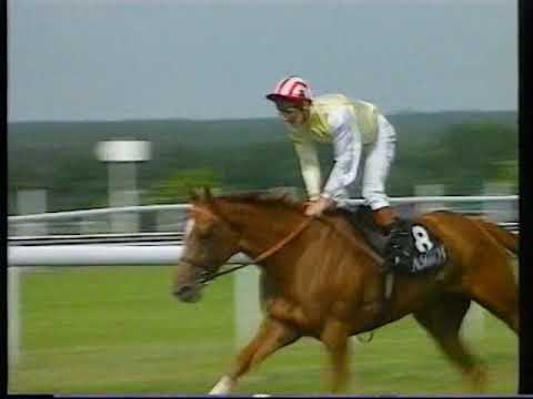 1995 Coronation Stakes Ridgewood Pearl + Replay & Enclosure