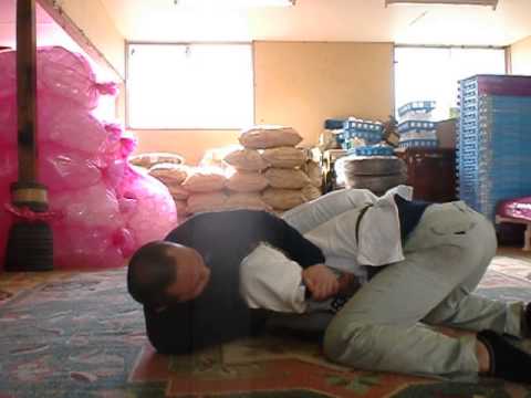 【26.1.12】技の開発～三角絞めが極まらないときの対処～