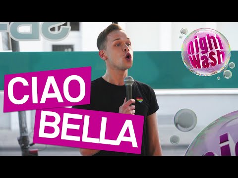 Tobias Born war ein hübsches Mädchen - Tobias Born | NightWash Live Pride
