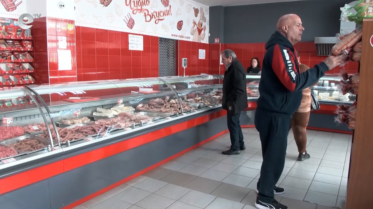 Откраднаха три кутии с дарения от търговски обекти в Хасково