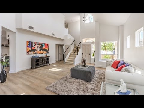 Home For Sale Henderson $615K, 2069 Sqft, 3 BEDS, 4 BATHS, 3 Car Open Floor Plan with New Finishing